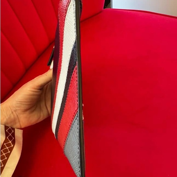 PRADA Saffiano Leather Wristlet Authentic - Picture 10 of 14